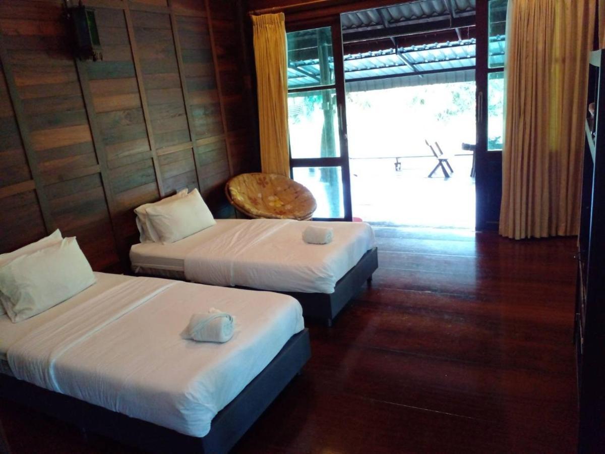 Baansuanleelawadee Resort Amphawa Exterior foto
