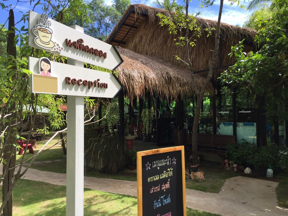 Baansuanleelawadee Resort Amphawa Exterior foto